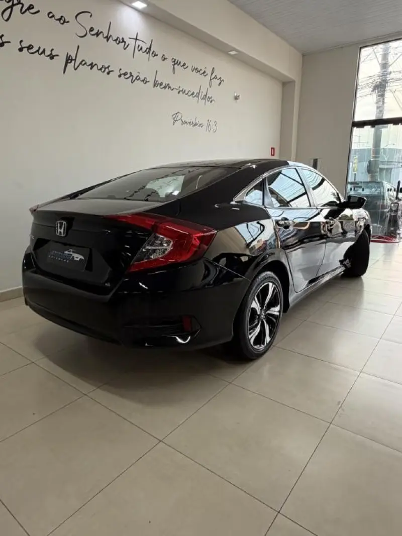Civic - Foto
