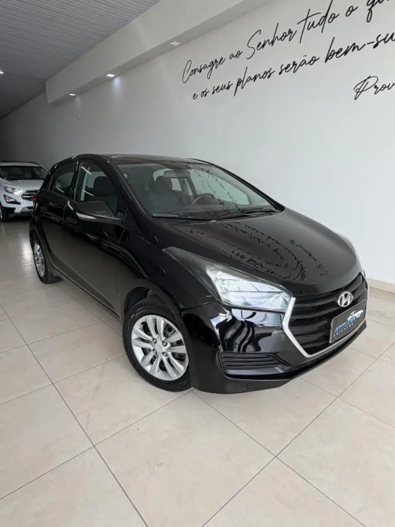 HB 20 Hatch - Foto